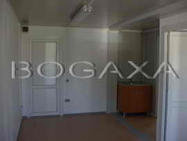 Casa din doua containere